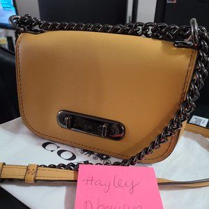 COACH Swagger 20 Shoulder/ Crossbody bag in yellow mustard